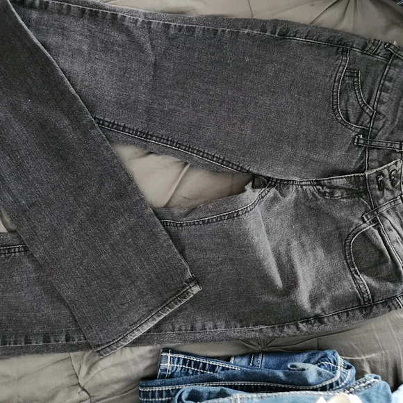Jeans - Picture 12 of 16